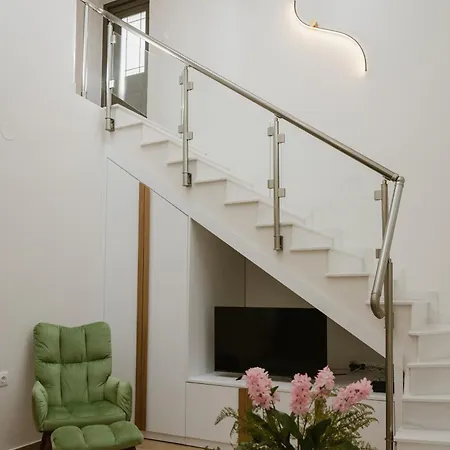 Nerina House בית נופש
